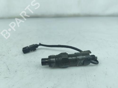 injector-renault-clio-ii-bb_-cb_-1998-1999-2000-2001-2002-2003-2004-2005-2006-2007-2008-2009-2010-2011-2012-2013-2014-2015-2016-31574221 main image