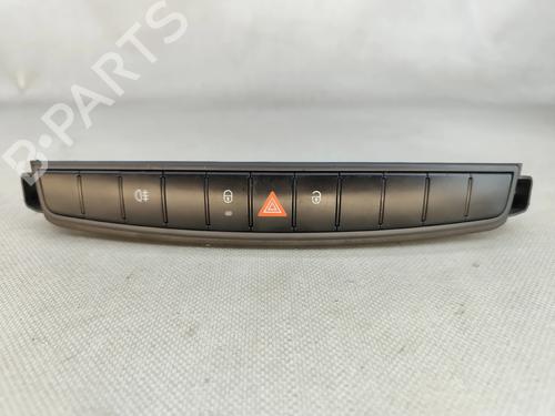 BP31624656I30 main image