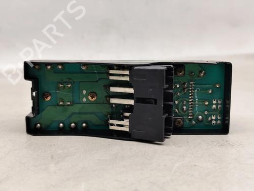 Left front window switch MAZDA 323 C V (BA) 1.5 16V (BA11) | BP31642850I27 - Image 4