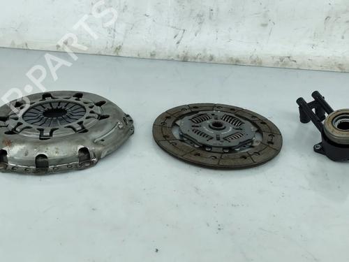 other-ford-focus-i-daw-dbw-1998-1999-2000-2001-2002-2003-2004-2005-2006-2007-2008-2009-31178153 main image