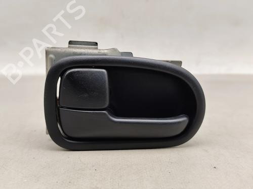 Venstre bagtil invendig håndtag MAZDA 323 C V (BA) 1.5 16V (BA11) (88 hp) 31642845