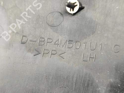 Grille MAZDA 3 (BK) 1.3 (BK14) | BP31649152C40