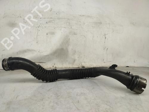 Intercooler-rør  BMW 1 (E87) 118 d (143 hp) 31171316