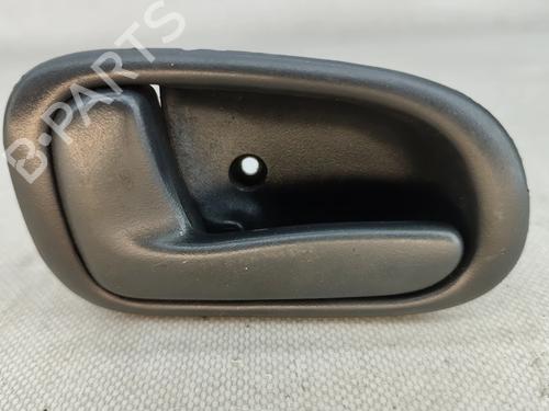 Used Front left interior door handle TOYOTA COROLLA Estate (_E10_) 1.3 XLI (EE101_, EE101R) (75 hp) 31629384