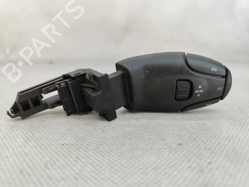switch-peugeot-307-break-3e-2002-2003-2004-2005-2006-2007-2008-2009-31629459 main image