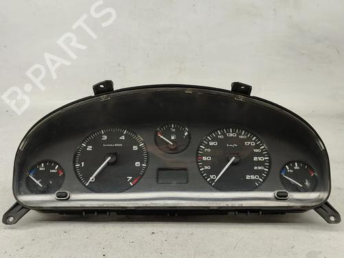 Used Instrument cluster Instrument cluster PEUGEOT 406 (8B) 2.0 16V (136 hp) 31335432 31335432