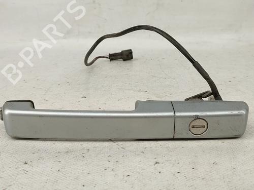 Used Front right exterior door handle Front right exterior door handle 31334742 31334742