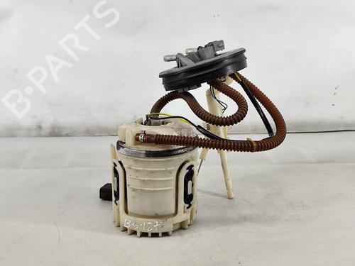Used Fuel pump Fuel pump VW VENTO (1H2) 1.6 (101 hp) 31714765 31714765