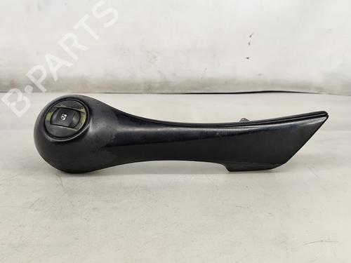 Used Front right interior door handle Front right interior door handle 31722638 31722638