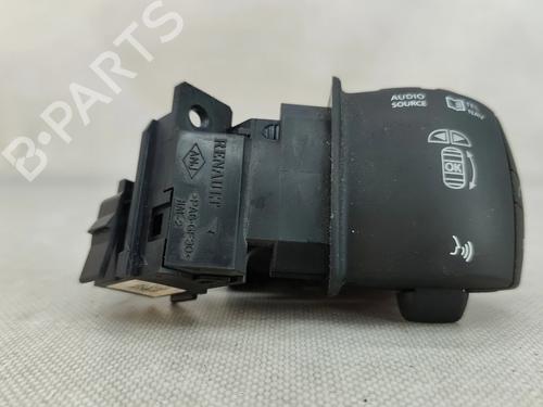 Used Switch Switch RENAULT MEGANE III Hatchback (BZ0/1_, B3_) 1.9 dCi (BZ0N, BZ0J) (131 hp) 31652882 31652882