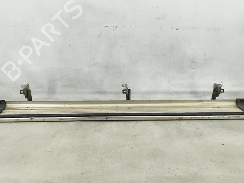 Used Left sideskirt MITSUBISHI L200 (K7_T, K6_T, K5_T) 2.5 TD 4WD (K74T) (115 hp) 31697032
