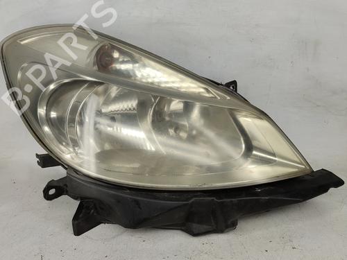 Used Right headlight Right headlight RENAULT CLIO III (BR0/1, CR0/1) 1.5 dCi (BR17, CR17) (86 hp) 31769854 31769854