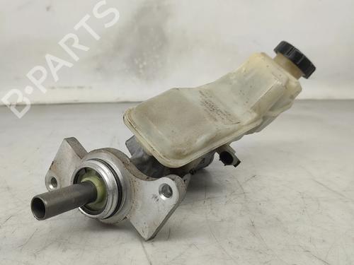 brake-master-cylinder-toyota-corolla-_e12_-2001-2002-2003-2004-2005-2006-2007-2008-31171328 main image