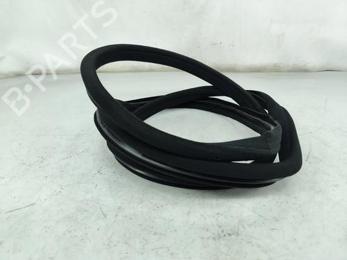 Used Rubber door seal MERCEDES-BENZ C-CLASS T-Model (S204) C 220 CDI (204.208) (170 hp) 31672551