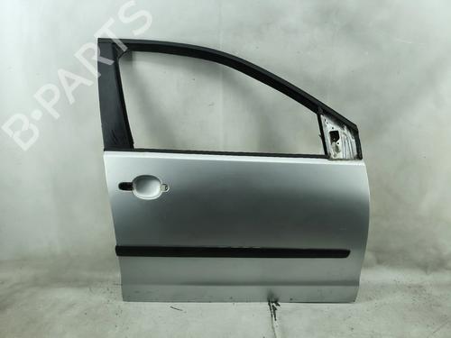 right-front-door-vw-polo-iv-9n_-9a_-2001-2002-2003-2004-2005-2006-2007-2008-2009-2010-2011-2012-2013-2014-31722573 main image