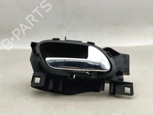 Maneta interior delantera derecha CITROËN C3 II (SC_) 1.4 HDi 70 (SC8HZC, SC8HR0, SC8HP4) (68 hp) 31810527