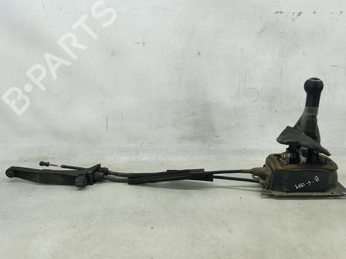 Leva del cambio VW POLO III (6N1) 50 1.0 (50 hp) 31828134