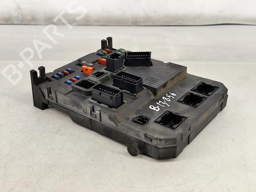 Fuse box PEUGEOT 206 Hatchback (2A/C) 1.1 i | BP31864072E1