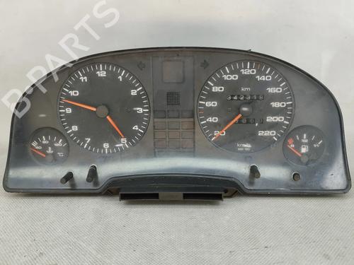 Used Instrument cluster AUDI 80 B4 Saloon (8C2) 1.9 TD (75 hp) 31836034