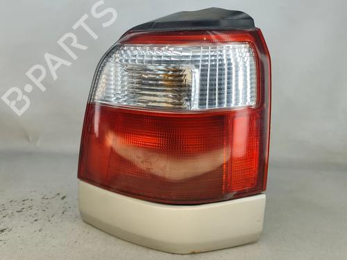 Used Right taillight SUBARU FORESTER (SF_) 2.0 AWD (SF5) (125 hp) 31857507