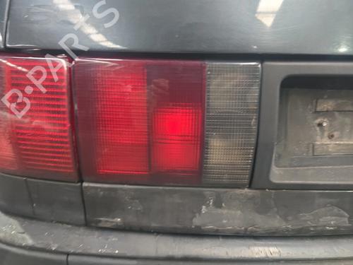 Feu de coffre gauche AUDI 80 B4 Avant (8C5) 1.9 TDI (90 hp) 31921946