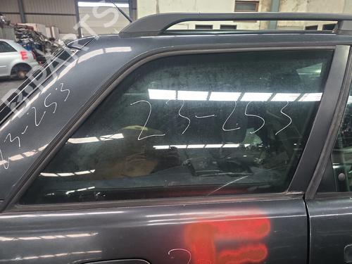 Vitre de custode arrière aroite AUDI 80 B4 Avant (8C5) 1.9 TDI (90 hp) 31921951