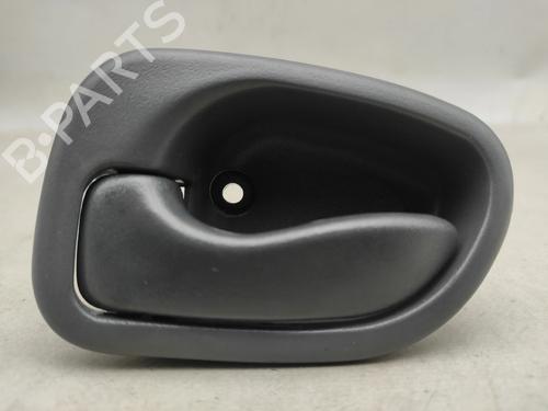 Used Front left interior door handle HYUNDAI ACCENT I (X-3) 1.3 i 12V (84 hp) 31908021
