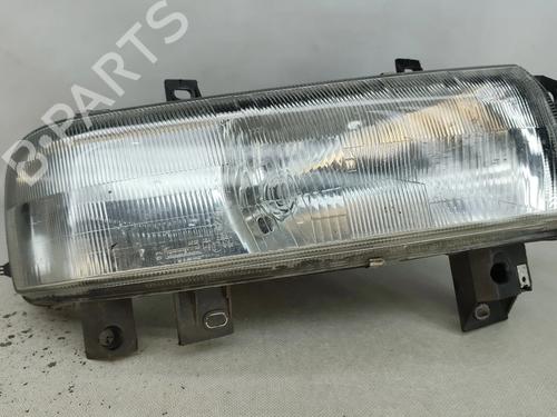 Used Right headlight RENAULT MASTER II Van (FD) 2.5 D (FD0A, FD0E, FD2E, FD3E) (80 hp) 31860863