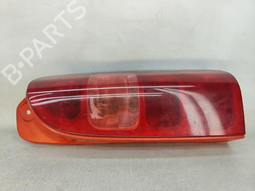 Used Right taillight RENAULT MASTER II Van (FD) 2.5 D (FD0A, FD0E, FD2E, FD3E) (80 hp) 31860865