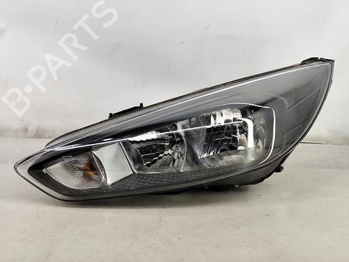 Used Left headlight FORD FOCUS III Turnier 1.5 TDCi (120 hp) 31902580