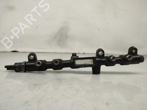 Used Injection rail Injection rail FORD MONDEO III Turnier (BWY) 2.0 TDCi (130 hp) 31886883 31886883