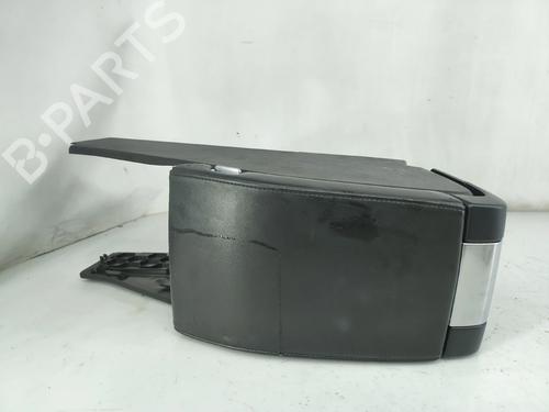 Used Middle console Middle console VOLVO V70 III (135) D3 / D4 (163 hp) 31918722 31918722