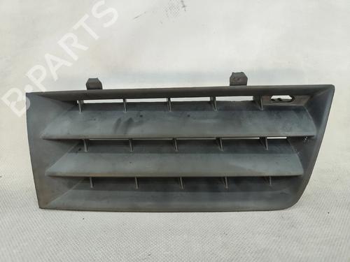 Used Grille RENAULT MEGANE II Estate (KM0/1_) 1.5 dCi (KM0F, KM0T, KM2B) (82 hp) 31861046