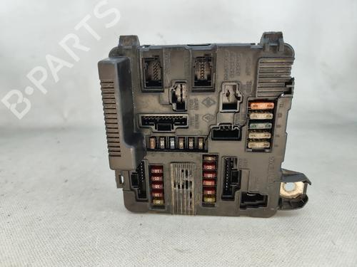 Used Fuse box Fuse box RENAULT MEGANE II Estate (KM0/1_) 1.5 dCi (KM0F, KM0T, KM2B) (82 hp) 31861048 31861048
