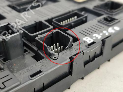 Fuse box CITROËN C5 III (RD_) 2.0 HDi (RDRHD8, RDRHDJ, RDRHR8, RDRHRJ) | BP31921981E1 - Image 8