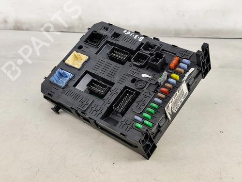 Fuse box CITROËN C5 III (RD_) 2.0 HDi (RDRHD8, RDRHDJ, RDRHR8, RDRHRJ) | BP31921981E1 - Image 3