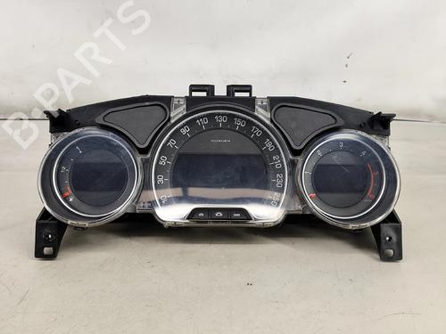 Used Instrument cluster Instrument cluster CITROËN C5 III (RD_) 2.0 HDi (RDRHD8, RDRHDJ, RDRHR8, RDRHRJ) (136 hp) 31921975 31921975