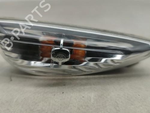 Used Right front indicator Right front indicator 31267167 31267167