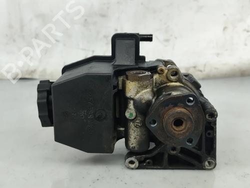 Used Steering pump Steering pump 31953744 31953744