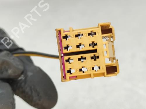 Left mirror VW POLO IV (9N_, 9A_) 1.2 12V | BP31950067C26 