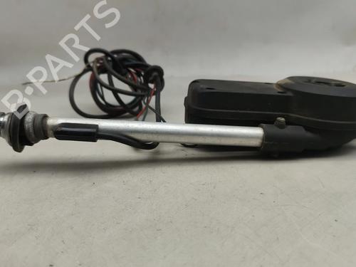 Antenne/Base Antenne/Base VOLVO 850 (854) 2.4 (170 hp) 27932888 27932888