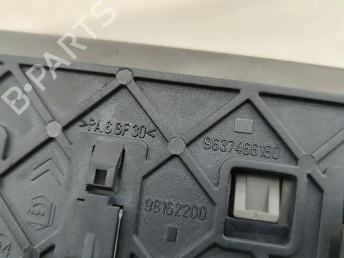 Fuse box CITROËN C5 I (DC_) 2.0 HDi | BP31976335E1