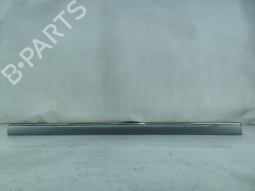 Used Door moulding trim Door moulding trim MERCEDES-BENZ C-CLASS (W202) C 180 (202.018) (122 hp) 32070192 32070192