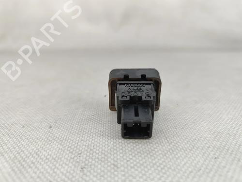 Warning switch NISSAN NOTE (E11, NE11) 1.5 dCi | BP32024005I22 - Image 2