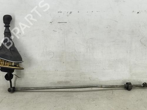 Palanca de cambios MITSUBISHI SPACE STAR MPV (DG_A) 1.3 16V (DG1A) (82 hp) 32021227
