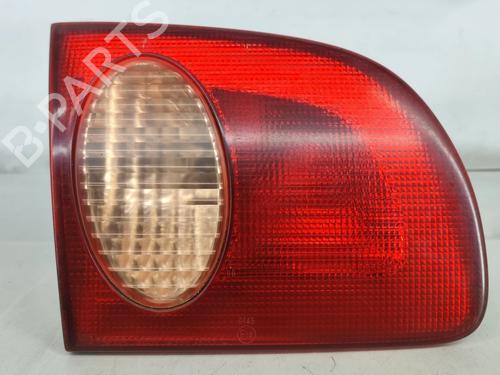 Used Left tailgate light Left tailgate light TOYOTA COROLLA (_E11_) 1.4 16V (ZZE111_, ZZE111R) (97 hp) 32082320 32082320