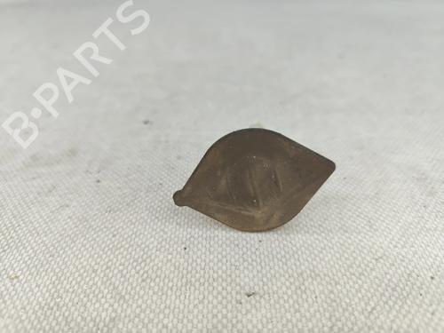 Used Tailgate handle Tailgate handle RENAULT MEGANE II Estate (KM0/1_) 1.5 dCi (KM0F, KM0T, KM2B) (82 hp) 32070229 32070229