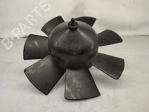 Lüfter für RENAULT TRAFIC Bus (T_, P_, V_) 2.1 D (58 hp) 31945633