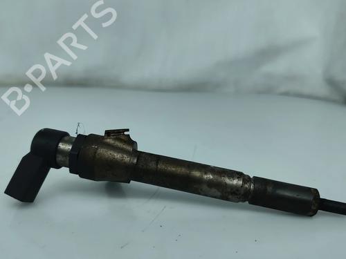 injector-renault-scenic-ii-jm01_-2003-2004-2005-2006-2007-2008-2009-2010-32070476 main image