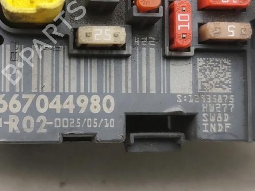 Fuse box CITROËN C5 II (RC_) 2.2 HDi | BP32113529E1 - Image 12